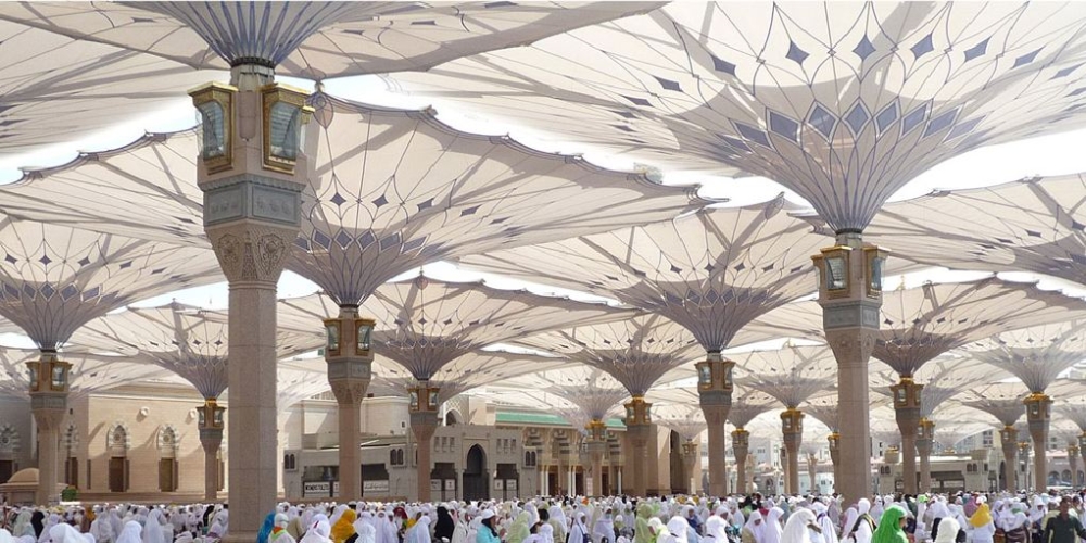 أخبار 24 معلومات عن مظلات المسجد النبوي وزن الواحدة 40 طنا وارتفاعها 21 مترا