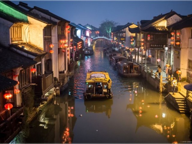 نقره لعرض الصورة في صفحة مستقلة